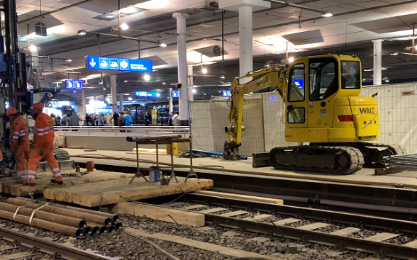 Lavori di costruzione alla stazione di Berna